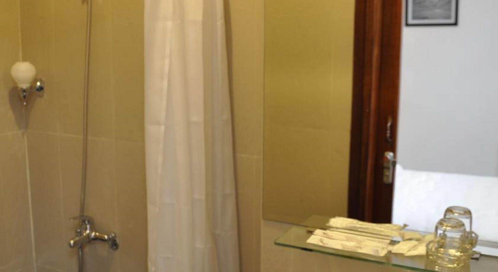 White Lion Hotel Nha Trang Bagian luar foto